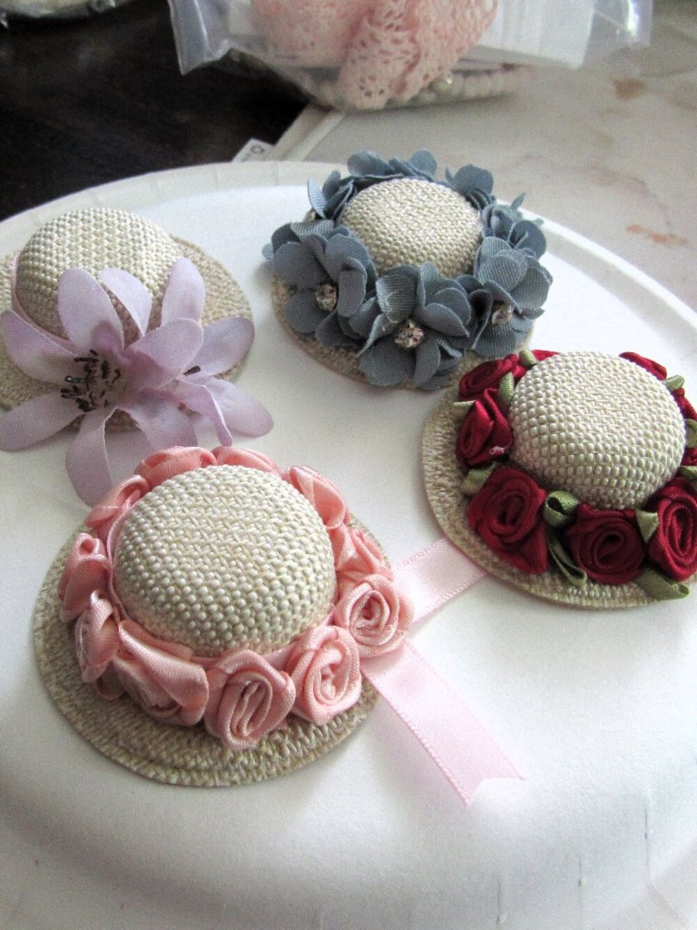 SUPER CUTE 1/6 SCALE BARBIE, DOLL HATS PRETTY STRAW  2 1/4"